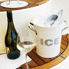 Eiskühler mit Kelle