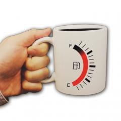 Tasse mit aktiver Tankanzeige